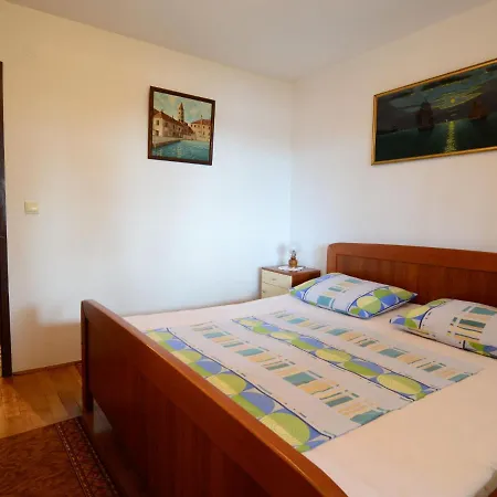 Martinis - Tgr163 * Trogir